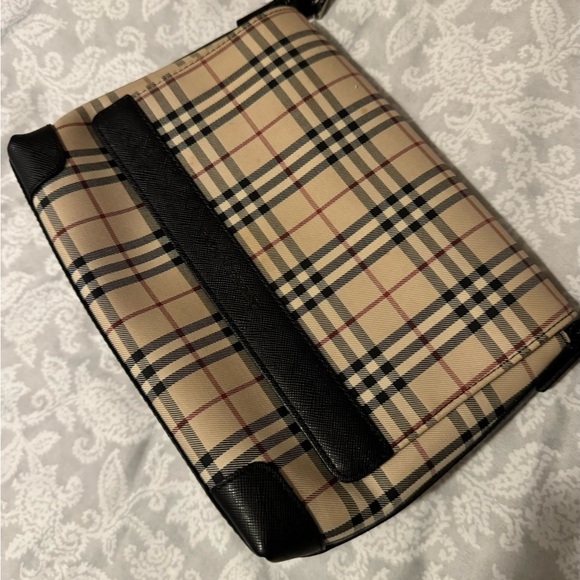 Burberry Nova Check leather trimmed crossbody or shoulder bag - Picture 1 of 7